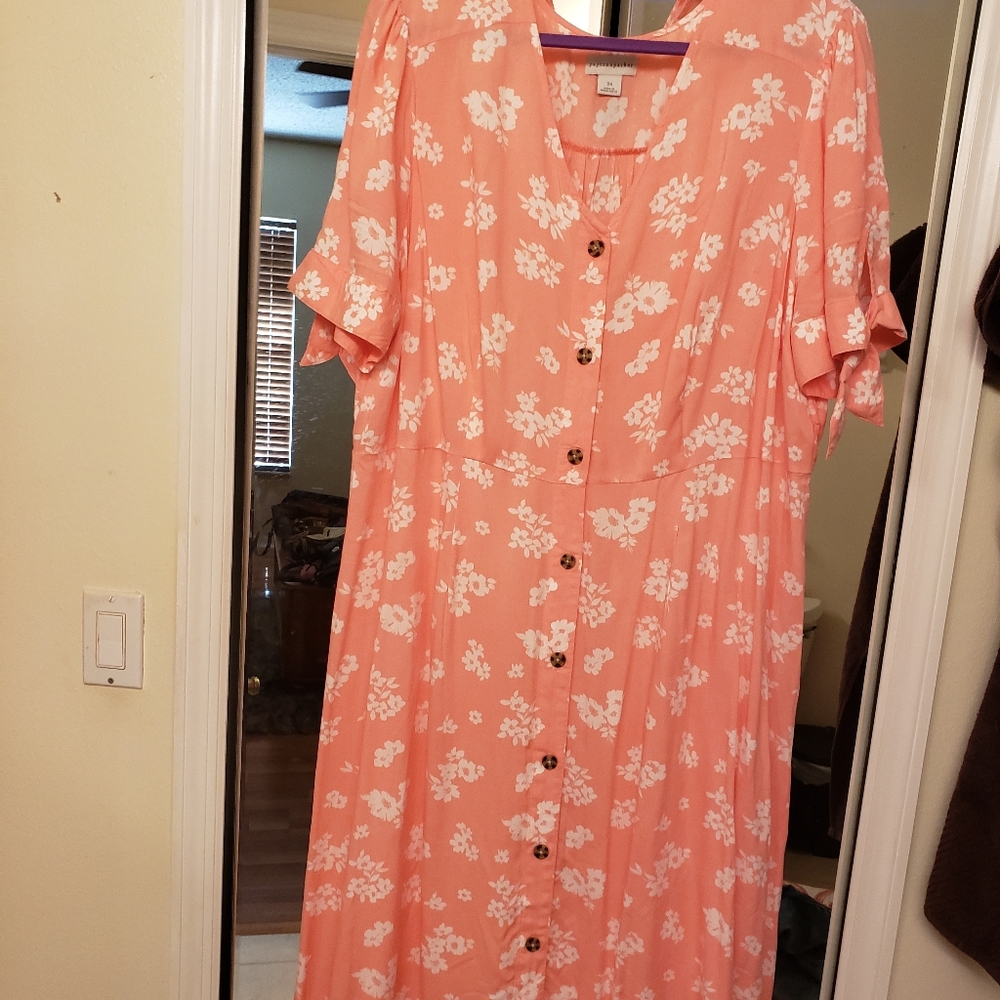 Peach & White dress